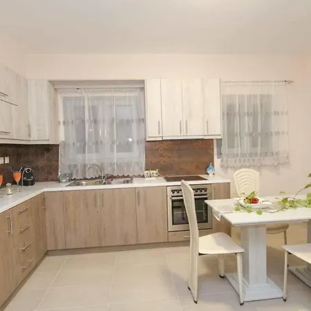 Zakynthos Gold House - Appartments Tragaki